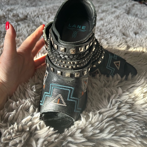 Lane Aztec Peep Toe - Picture 7 of 8